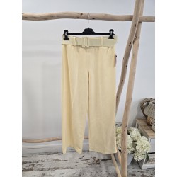 Pantalón tipo antelina...