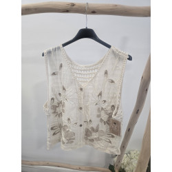 Chaleco calado crema