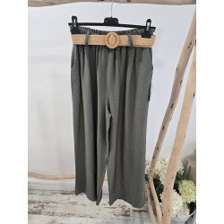 Pantalón verde cinturón