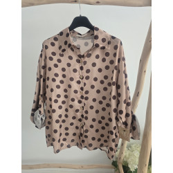 Blusa satinada beige...