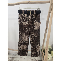 Pantalón estampado cinturón