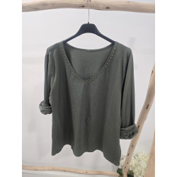Camiseta tachuelas verde
