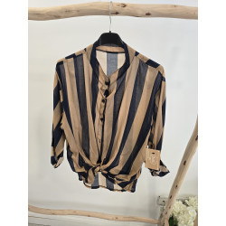 Blusa beige y marino