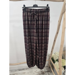 Pantalón cuadros burdeos puño
