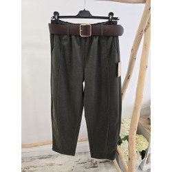 Pantalón tipo antelina verde